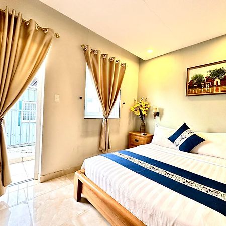 Luan Vu Hotel - Bui Vien Walking Street Ho Chi Minh City Exterior photo