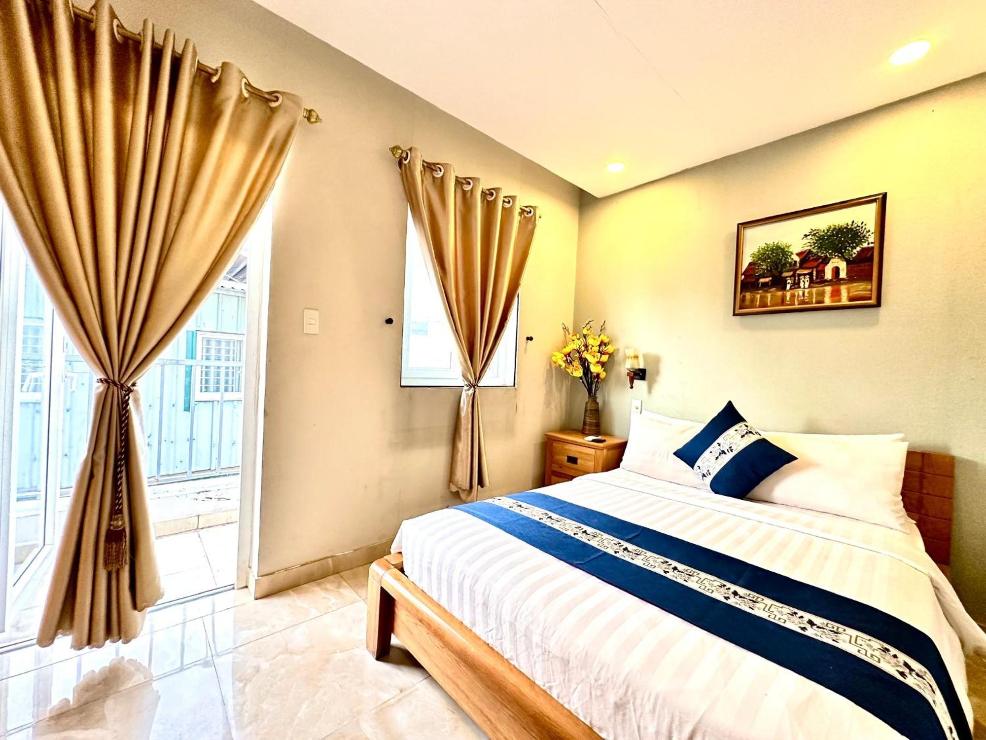 Luan Vu Hotel - Bui Vien Walking Street Ho Chi Minh City Exterior photo