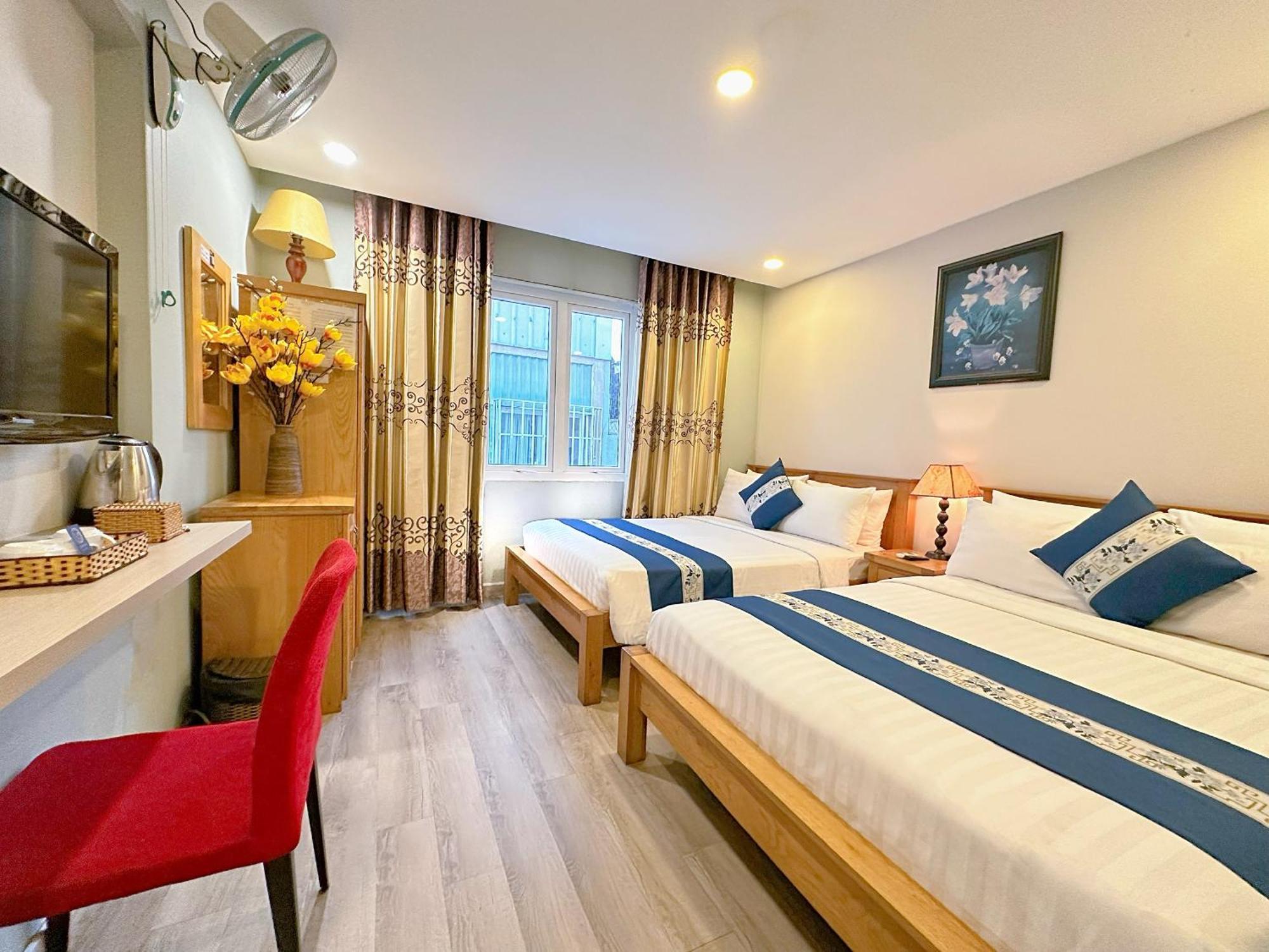 Luan Vu Hotel - Bui Vien Walking Street Ho Chi Minh City Exterior photo